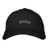 "Archie" Männername bestickt, Bestickte Baseballkappe (Vorderseite)