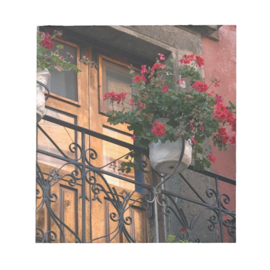 Architektur auf den Straßen von San Miguel de Notizblock (Vorderseite)