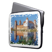Architektur der Burg Belarus Mir Laptop-Sieb Laptopschutzhülle (Vorderseite Links)