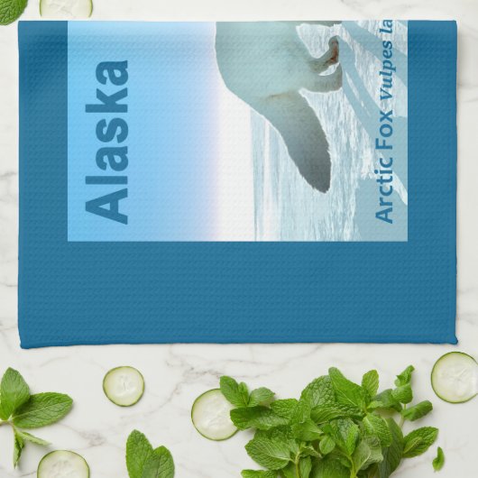 Arctic Fox - Alaska Postage Geschirrtuch (Gefaltet)