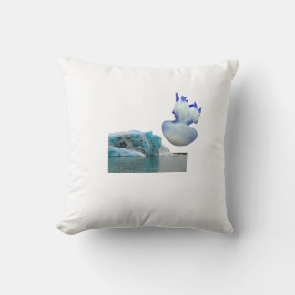 Arctic Serenity Pillow – Iceberg and Jellyfish Na Kissen