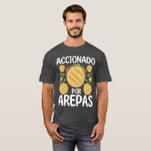 Arepas Maker Accionado por Arepas Hispanic Food gi T-Shirt (Vorne ganz)