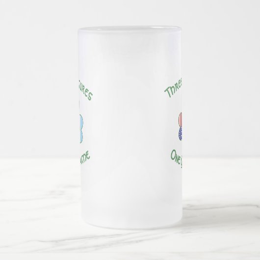 Argentinisches Kleeblatt für irische Flaggen der U Mattglas Bierglas (Mittel)