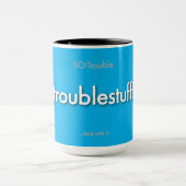 Ärgerzeug! - auf Blau Tasse (Zentrum)