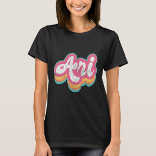 Ari Vorname Girl Vintag 70er 80er Personalisiert T-Shirt