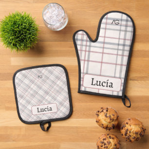 Aria Grace Frost & Sky Nordic Karomuster Name Ofenhandschuh & Topflappen-Set