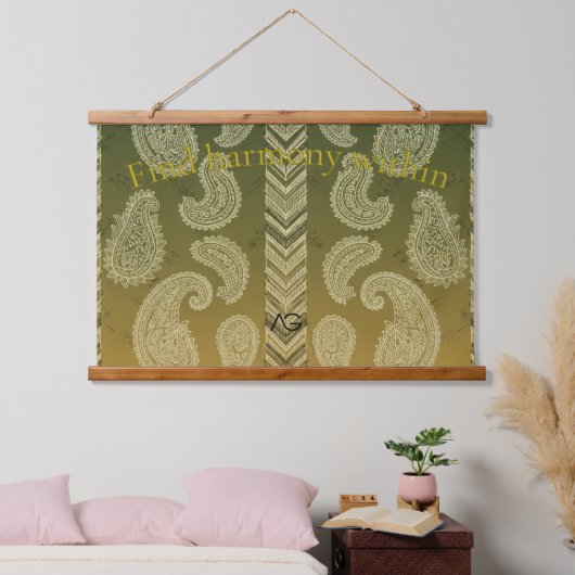 Aria Grace Olive Gold Folk Harmony Pattern Vol 4 Wandteppich Mit Holzrahmen (Schlafzimmer)