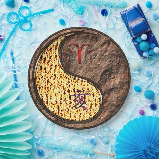 Äries & Earth Boar Pappteller (Party)