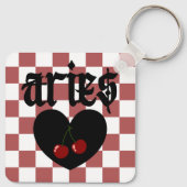 Aries Gothic Aesthetic Checkered Cherry Design Schlüsselanhänger (Rückseite)