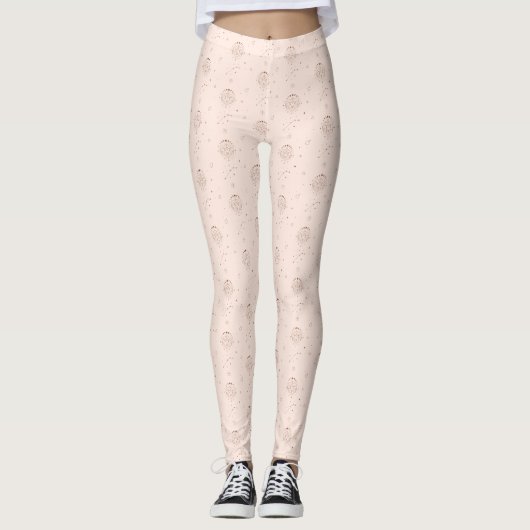 Aries Zodiac Pattern in Brown and Burgundy Leggings (Vorderseite)