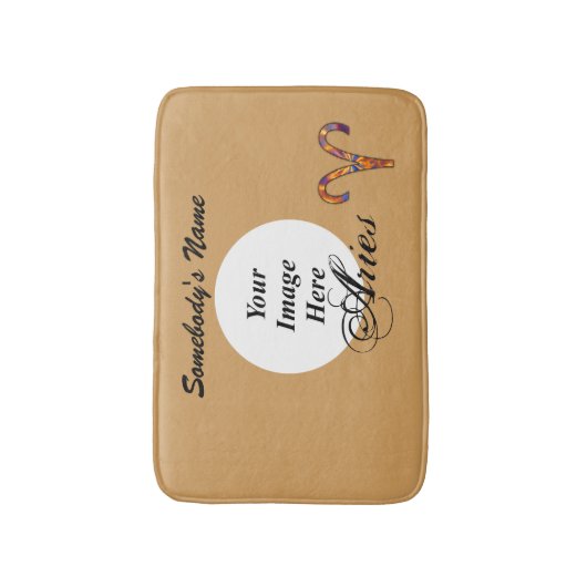 Aries Zodiac Symbol Element von Kenneth Yoncich Badematte (Vorderseite Vertikal)