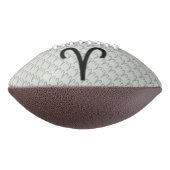 Aries Zodiac Symbol Standard von Kenneth Yoncich Football (Gedreht 90)