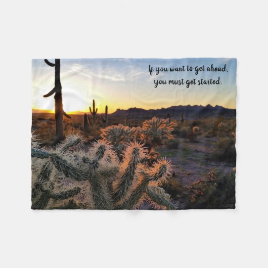 Arizona Desert Sunset Cactus Inspirational Saying Fleecedecke (Vorderseite (Horizontal))