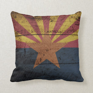 Arizona-Staats-Flagge auf altem hölzernem Korn Kissen