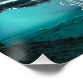 Arktischer Wolf nachts mit Nordlicht Poster (Ecke)