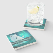 Arktischer Wolf und zauberhafte Nacht mit Nordlich Steinuntersetzer (Seitenansicht)