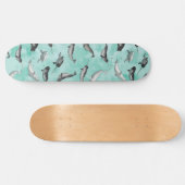 Arktisches Narwhals und Weißwal-Muster Skateboard (Horizontal)