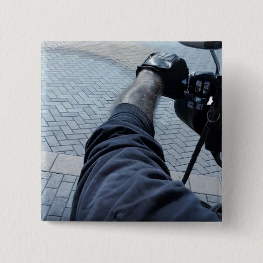 Arm und Hand eines Fahrrads Button (Vorderseite)