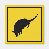 Armadillo Warning Magnet (Vorne)