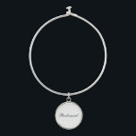 Armband mit Brückenkopf<br><div class="desc">Bangle Armband mit Bridesmaid Charm macht ein großartiges Geschenk!</div>