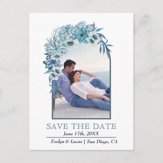 Arme mit blauen Blumen und Blätter Hochzeit im Her Postkarte (Vorderseite)