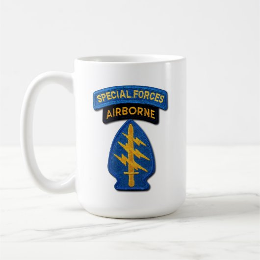 Armee-Kraft-grüne Barett-Förster-Tierärzte Kaffeetasse (Links)