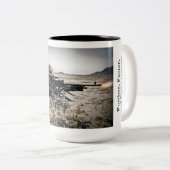 Armeeangehörige führen den Weg - Zwei-Tone-Tasse Zweifarbige Tasse (VorderseiteRechts)