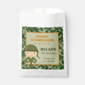 Armeegatsche - Soldat der militärischen Camouflage Geschenktütchen (Vorderseite)