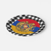 Armenia Plate, Büffel kariert und armenische Flagg Pappteller (Schrägansicht)