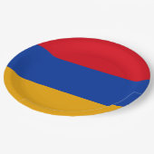Armenien-Flagge Pappteller (Schrägansicht)