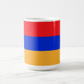 Armenische Flagge Kaffeetasse (Mittel)