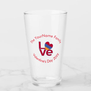Armenische Rotbuchstaben-LOVE-Flagge Personalisier Glas
