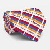 Armenische und armenische Flagge mit Namen Krawatte (Gerollt)