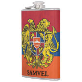 Armenischer Flaggenkittel des Individuellen Namens Flachmann (Links)