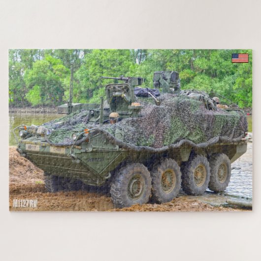 ARMORED PERSONNEL CARRIER - Stryker (20 x 30 Zoll) Puzzle (Horizontal)