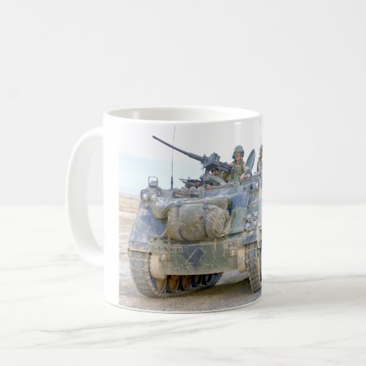 ARMORIERTER PERSONENBEFÖRDERER - M113 KAFFEETASSE (Vorderseite Links)