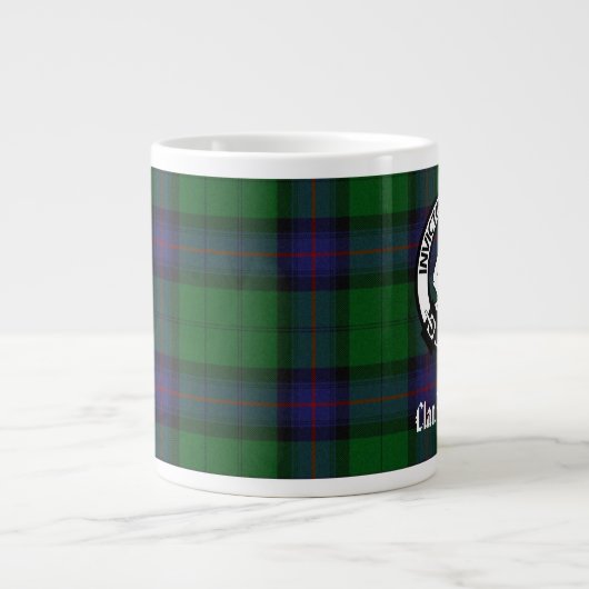 Armstrong Crest Badge and Tartan Jumbo-Tasse (Vorderseite)
