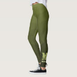 Army Green Oliven geometric mesh muster Monogram Leggings<br><div class="desc">Monogram Personalize Geschenk für sie mit Ihrem eigenen Initial und Namen. Army grüne Oliven Gefälle geometrische Mesh Muster. Army grüne Gefälle geometrische Maschenmuster dreiecke ombre. Army green dunkelolivhue für Soldatengeschirr, Camouflage. Es imitiert natürliche militärische Landschaften, Widerstandskraft, Ausdauer, Widerstandskraft. Erdige Untertöne verbinden sich mit der Natur, Erdung. Symbolisiert militärisches Vermächtnis, Nutzen...</div>