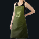 Army Green Oliven geometric mesh muster Monogram Schürze<br><div class="desc">Monogram Personalisieren Sie Geschenk für ihn mit Ihrem eigenen Initial und Namen. Army grüne Oliven Gefälle geometrische Mesh Muster. Army grüne Gefälle geometrische Maschenmuster dreiecke ombre. Army green dunkelolivhue für Soldatengeschirr, Camouflage. Es imitiert natürliche militärische Landschaften, Widerstandskraft, Ausdauer, Widerstandskraft. Erdige Untertöne verbinden sich mit der Natur, Erdung. Symbolisiert militärisches Vermächtnis,...</div>