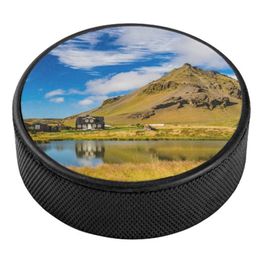 Arnarstapi Amtmansshus und Stapafell, isländisch Eishockey Puck (3/4)