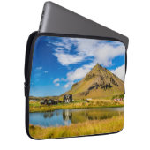Arnarstapi Amtmansshus und Stapafell, isländisch Laptopschutzhülle (Vorne Rechts)