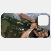 Arnold Schwarzeneger Rocket Shoot Case-Mate iPhone Hülle (Rückseite (Horizontal))