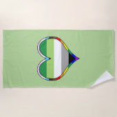 Aro Pride Heart Beach Handtuch (Vorderseite)