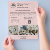 Aromatherapie Wellness-Center Logo QR Pink Werbung Flyer (Hand)