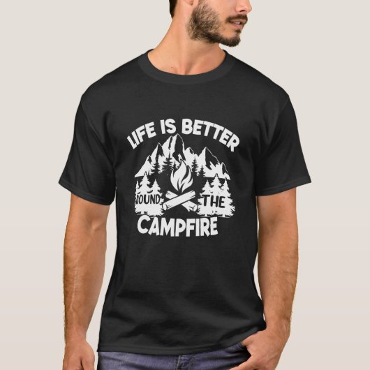 around the Campfire Camping Camper T-Shirt (Vorderseite)