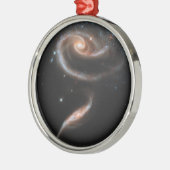 Arp 273 Interaktive Galaxien in Andromeda. Ornament Aus Metall (Links)