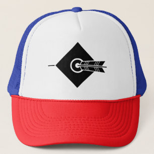 Arrow hit target Hats Truckerkappe