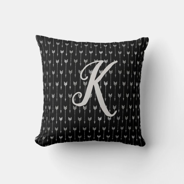 Arrow-Muster für Monogram-Schwarz und Silver-Glitz Kissen (Vorderseite)