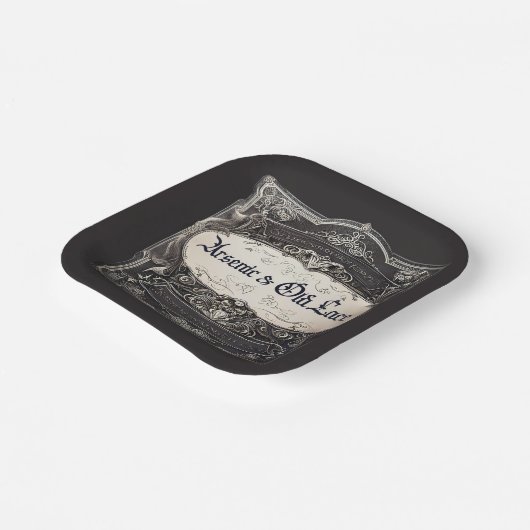 Arsen & Alte Spitzen Viktorianisch Pappteller (Gewinkelt)