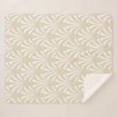 Art Deco 1920 Elegant White & Cream Palmettos Sherpadecke (Vorderseite (Horizontal))